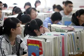 父母经常炫耀孩子的“优秀”，会产生什么负面影响？图片