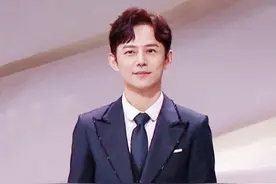 主持人转行演电视剧：演员再不努力，饭碗就让主持人端了图片