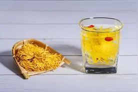 糖友口臭，每天泡一杯菊花石斛茶图片