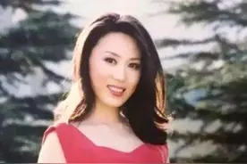 娱乐圈中的姐弟恋，两人相差15岁之多，婚后多年依然恩爱如初图片