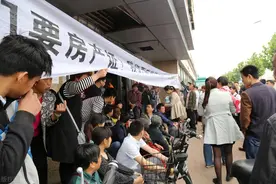 2000多户居民办不了房产证！怒斥的背后代表房企开始不受待见图片