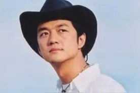 李亚鹏：忘不了与王菲离婚时内心的撕裂，挣扎过后拥抱新爱情图片