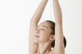 在跳交谊舞的时候，舞者眼光看哪里呢？本文告诉你正确的答案图片