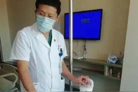 两个花季少年高足弓、脚内翻，无法行走，哈市一院高难度手术重启少年青春之路图片