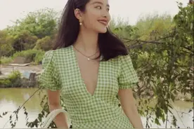 奔四女人不想被叫“中年妇女”，试试杨采钰的法式穿搭，优雅高贵图片