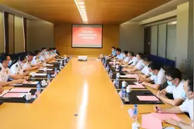 日前中国消防救援学院闫胜利院长一行来所走访调研图片