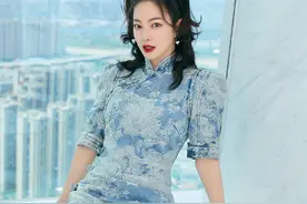 今秋火了一种裙子叫“旗袍裙”，复古典雅有韵味，时髦精看过来图片