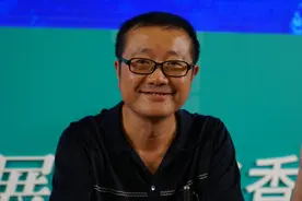 人类可以永远地“称霸”地球不？刘慈欣：注意这两种生物图片