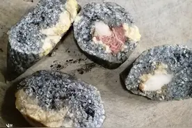 广西特色小吃：煎粽子，一个粽子分成四份刚刚好，分八份怕吃不完图片