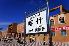 景致记录：广场喂鸽子、徒步逛老城，体验慢节奏生活图片