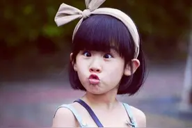 陆毅俩女儿长大啦！贝儿长腿吸睛快有妈妈高，妹妹憨厚可爱气质好图片
