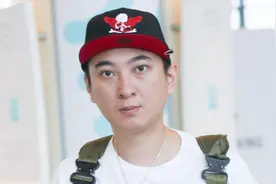 王健林王思聪“父子齐上阵”注资1个亿成立新公司图片