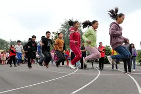 家有小女初长成图片