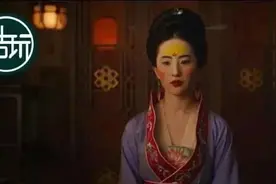 一个中国皇帝，在德国迪特福特“登基”了图片