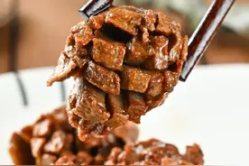 纯手打潮汕牛肉丸，1年卖出200000斤，一口就飙汁图片