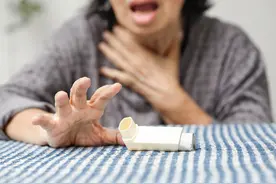 哮喘除了吃药，没别的办法？中医分享3个止喘穴图片