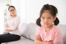 甩脸大吼爱怼人，孩子为什么会如此不懂礼貌？父母该如何教才好图片