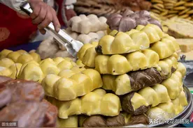蘸白糖的东北粘豆包真的贼好吃图片