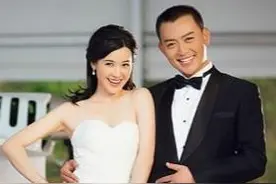 黄海冰辟谣：我离婚后才向甄锡求爱，她没有破坏我的婚姻图片