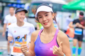 深圳马拉松赛场上的好身材 养眼小姐姐不容错过图片
