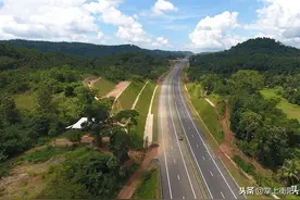 107国道耒阳部分路段半封闭施工，这些车辆须绕道图片