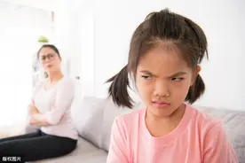 生下二胎后，大宝性情大变！这事儿该怎么办？图片