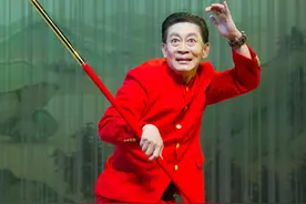 吴承恩故居挂满了六小龄童的像？网友吵翻了图片