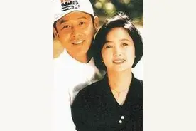 从伙房打杂7年到央视一姐,抛弃"铁饭碗",转身赴美的杜宪怎么样了图片