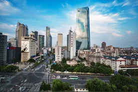 江苏第三强：无锡，浙江第二强：宁波，哪个实力更强？图片