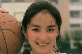 1974年，秦汉对怀孕的妻子说：我爱上了林青霞，我也不想失去你图片