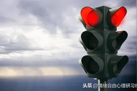 在爱情中患得患失怎么办?来看看自尊自爱的方法图片