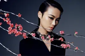 李宇春大片化身侠女 着斗笠留长辫穿皮衣飒爽劲酷图片