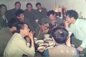 1977年，部队来了不少城市兵，部队子弟棱角毕现图片