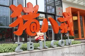 不收“坑位费”猪八戒网首秀直播“卖人才”图片