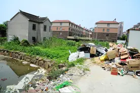 “一户两宅”、没有确权的房屋被拆怎么补偿？是否都应该被拆除？图片