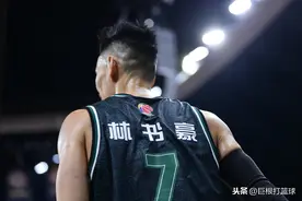 人物 | 成熟领袖林书豪，已无畏聚光灯与冷板凳图片
