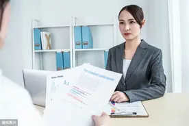 杭州女面试官：只字加一笔，会是什么字？博士生高智商回答被录取图片