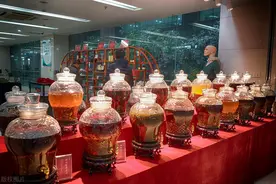 才喝二两酒就飘了？医生辟谣：不是酒量不行，而是曼陀罗有毒图片