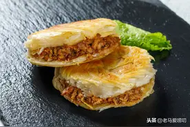 好梦不难圆，烧饼夹肉末，咸鲜适口酥脆多汁，一口吃到美味和回忆图片