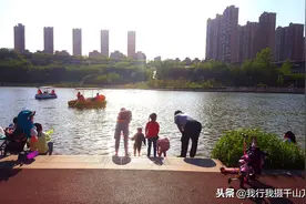 西安雁鸣湖公园五月风光图片