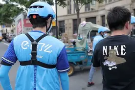 送一单外卖赚4毛5，你在美团付的配送费，在帮这家公司上市？图片