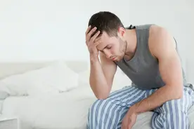 男性下面长了“珍珠疹”，害怕是尖锐湿疣？别慌，看完就明白了图片