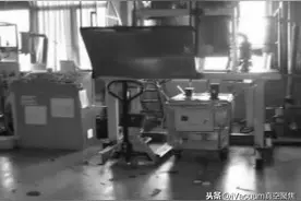 真没想到，连蜡烛也要与时俱进，而且要用到这种特殊生产线！图片