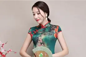 新版伍元之靓丽更显出995之“病”态美！让我们去看“病美人”图片