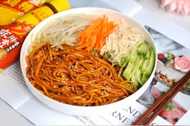 「川味麻辣拌面」的做法+配方，面食应该这样做，满满的麻辣鲜香图片