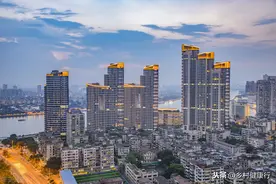 探访郑州楼市：房价跌无可跌，雅居乐一项目预计卖完亏7亿图片