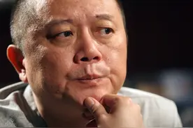 王朔：真的气死郭德纲师傅侯耀文吗？为啥100万悬赏，石沉大海图片