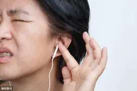戴耳机玩游戏致失聪？你的耳朵远没有想象中的坚强，改善听力的小窍门在这里图片