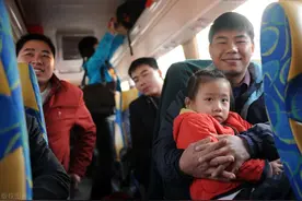 停工令下“返乡潮”或提前？农民工：明年不出去了！这是为何？图片