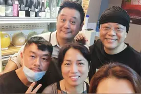 51岁老戏骨转行开肉铺，欧阳震华到场支持，袁咏仪一星期光顾2次图片